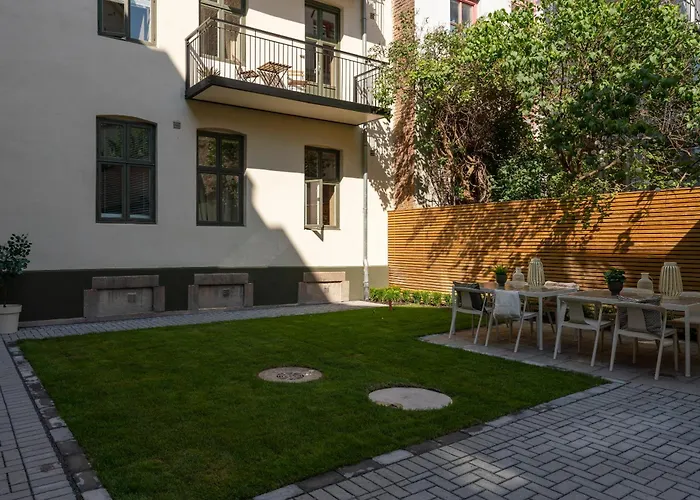 Dinbnb Apartments Gruenerlokka I Penthouse With Private Rooftop I 2-Bedroom With Double Queen Room & 2 Bathrooms